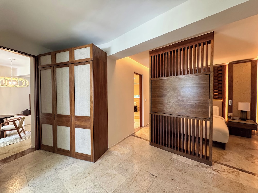 Presidential Suite Ocean Front Two Bedroom Private Pool Diamond Club