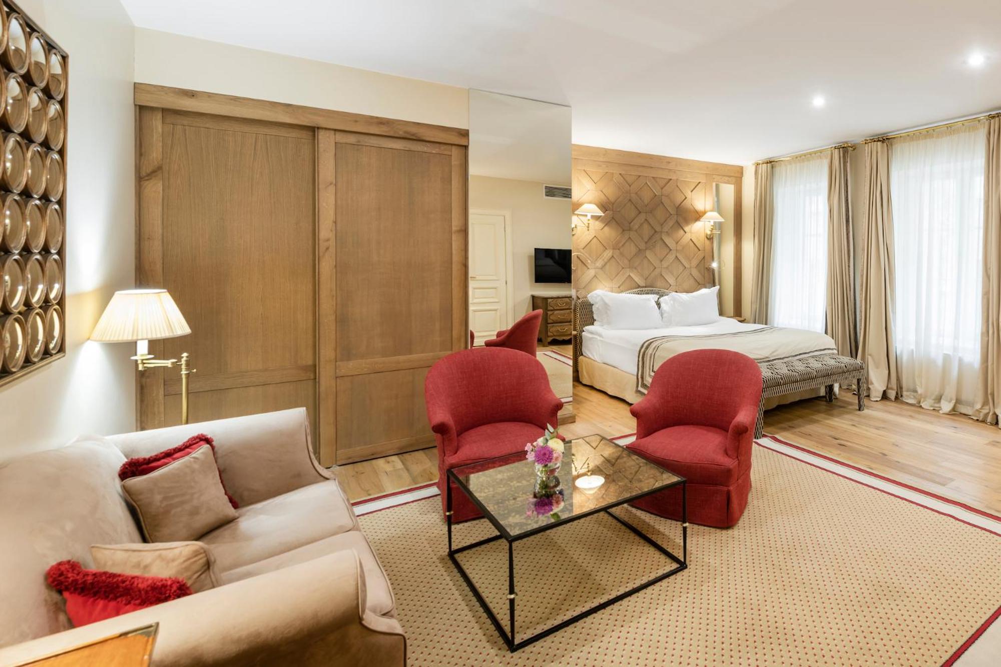 Deluxe Room with Spa Access