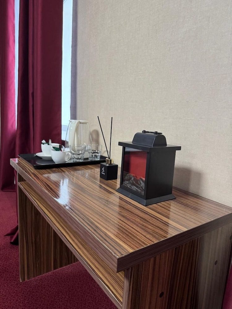 Deluxe Room - Photo 3