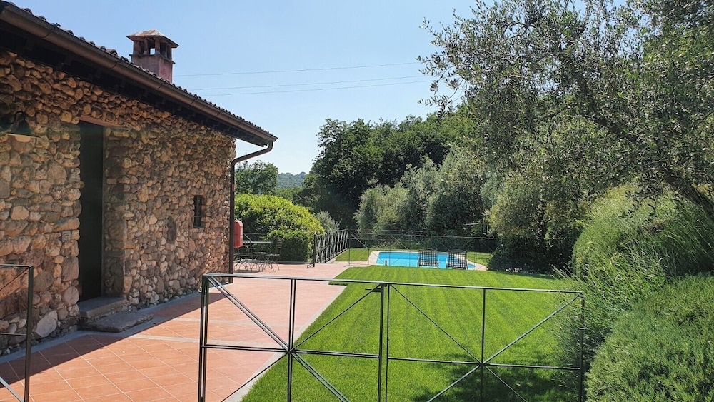 Cottage con piscina privata photo 1