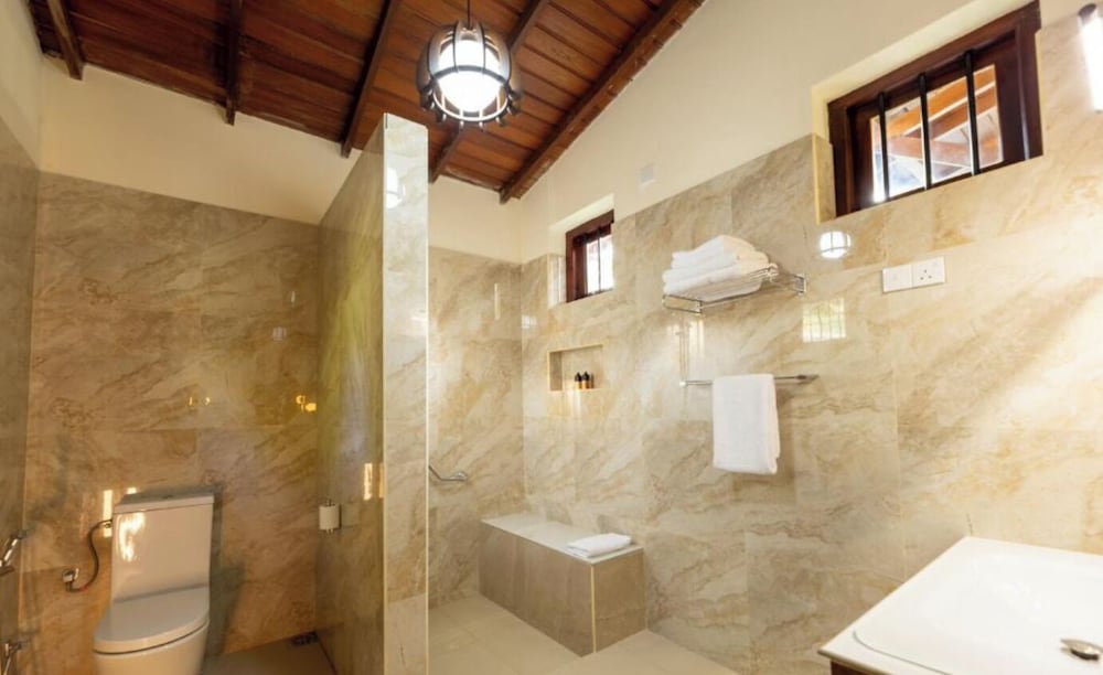 Suite, Garden View