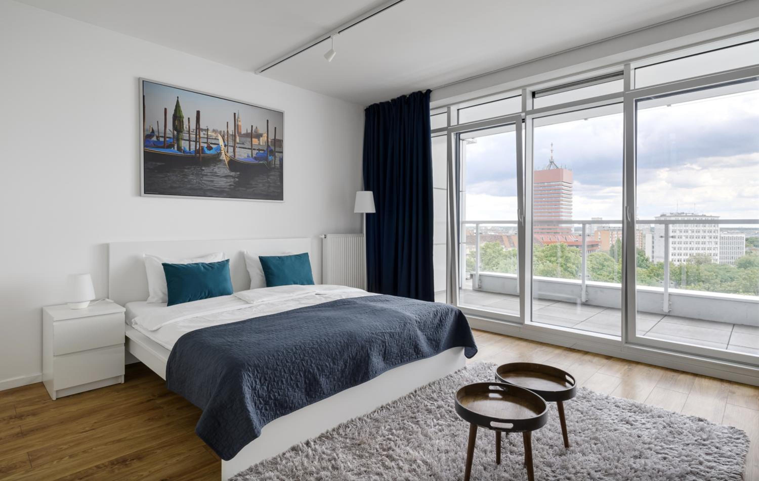 Studio Apartment photo 1