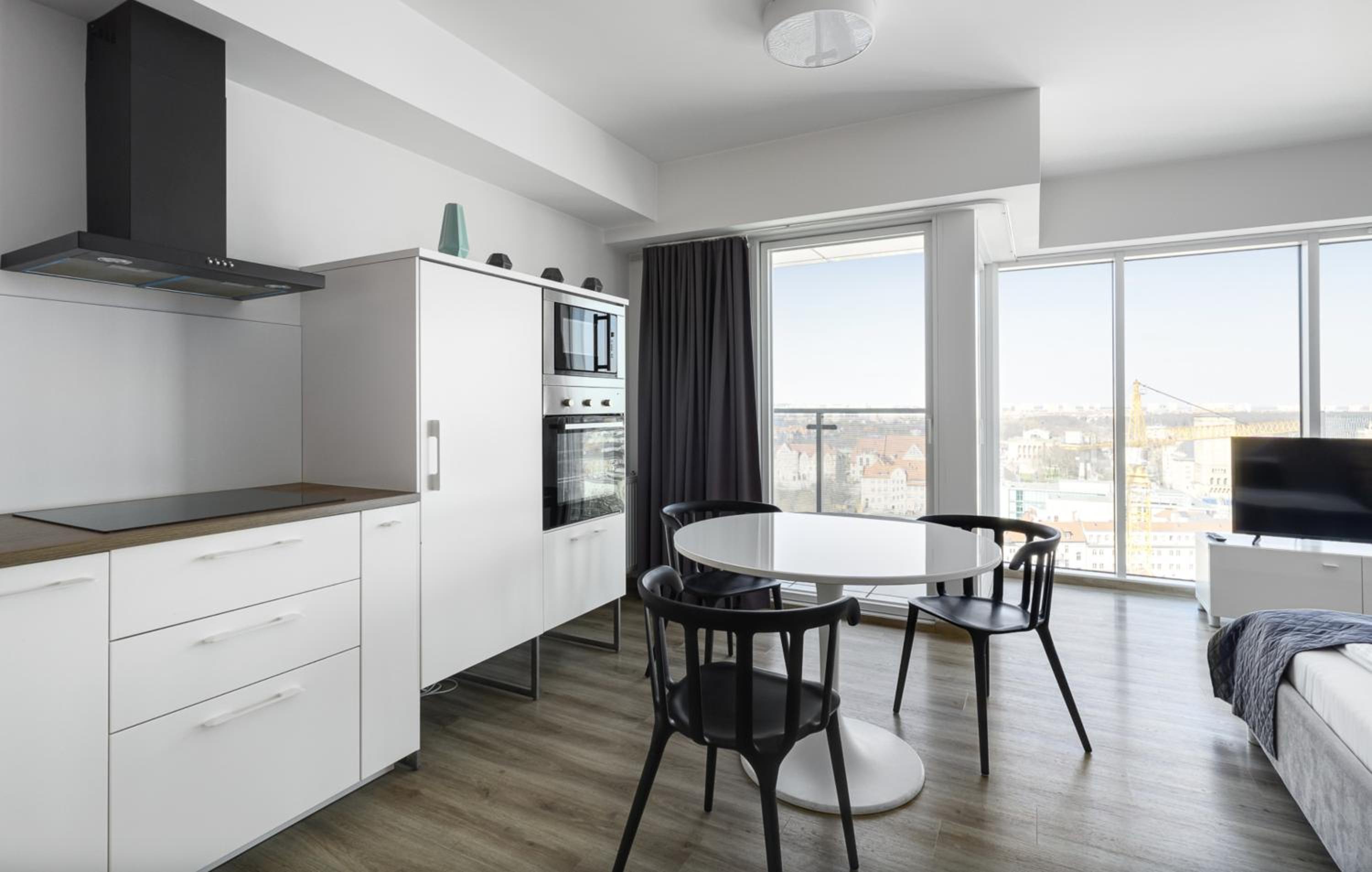 Studio Apartment photo 2