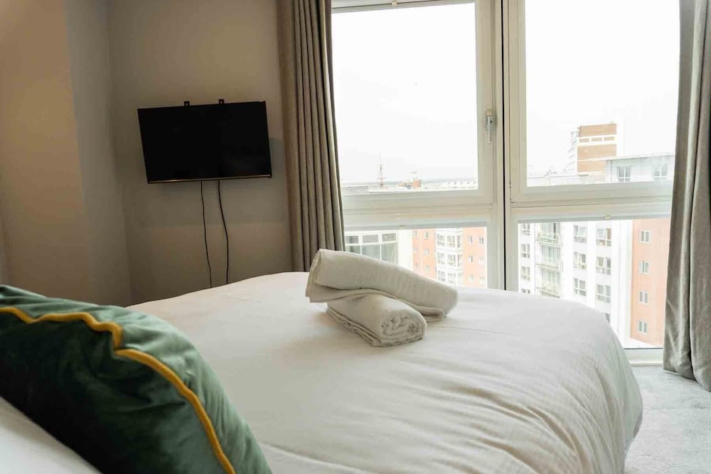 Superior Apartment, 2 Bedrooms, Kitchen, City View photo 3