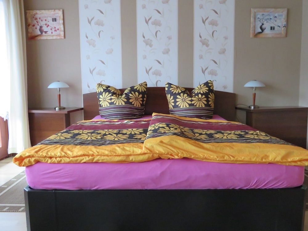Deluxe Double Room, Ensuite photo 1