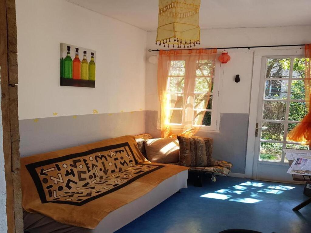 Three-Bedroom House photo 2