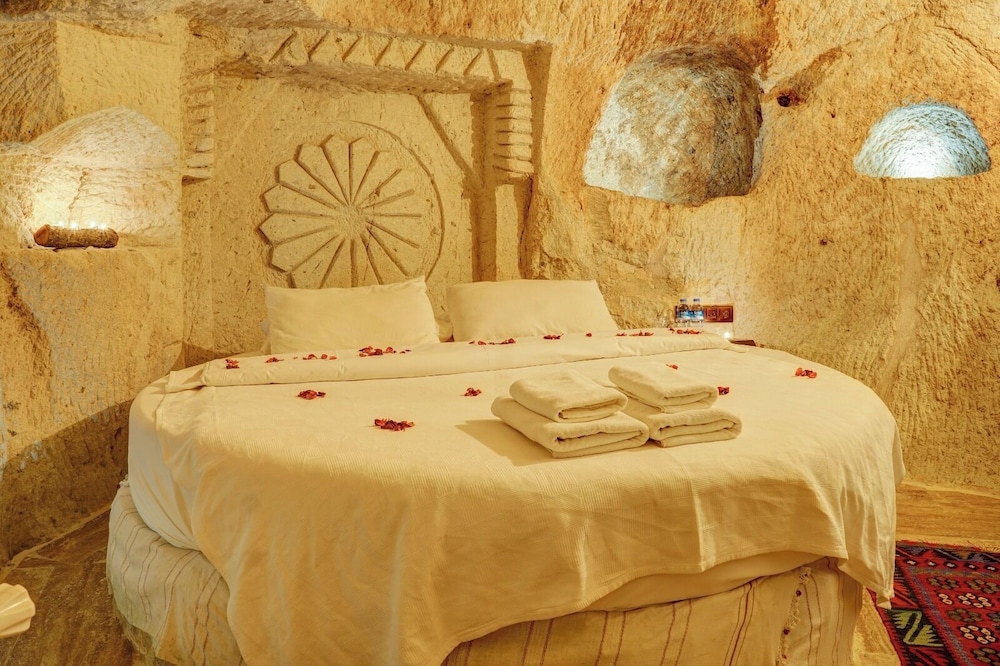 Sureyya Hammam Cave Room - Photo 1