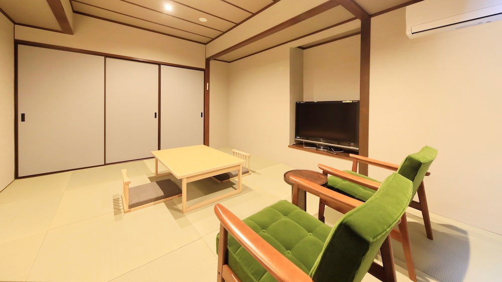 Traditional Room - Photo 3