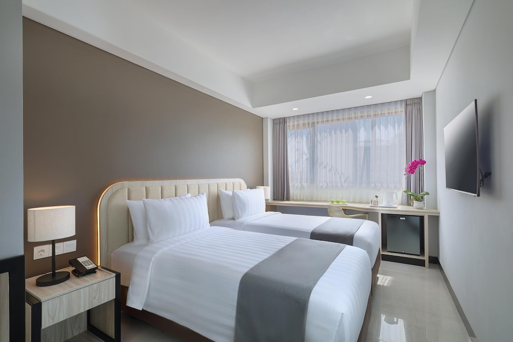 Superior Twin Room (Newly Renovated) - Photo 3