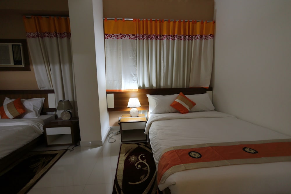 Super Deluxe Triple Room photo 2