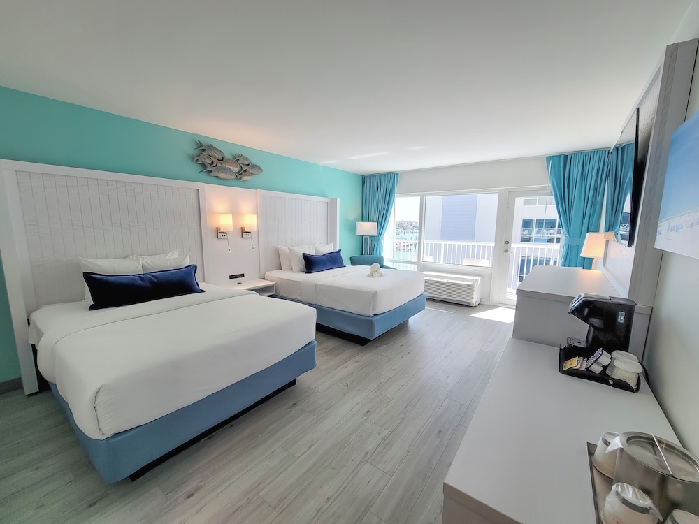 Premium Double Room, Mobility Accessible, Pool View