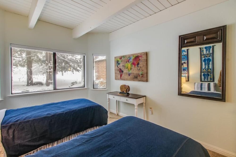 Condo, Multiple Beds (MV22: Waterfront Condo in Tahoe Keys )