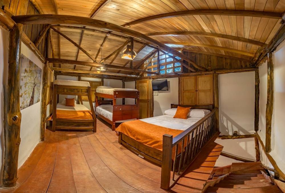 Cabin, Mountain View, Non Accessible photo 2