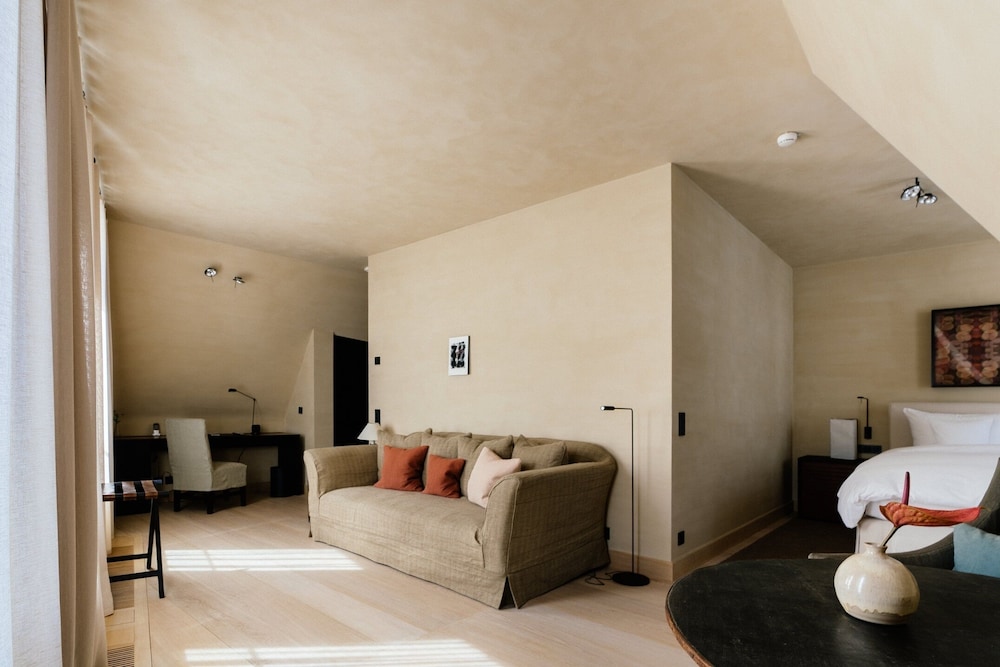 Premier Suite (New Chancellery) photo 2