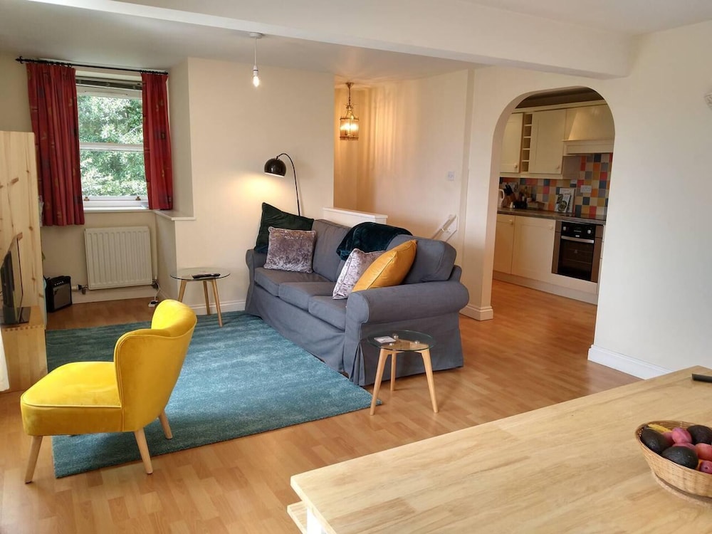 Apartment photo 1