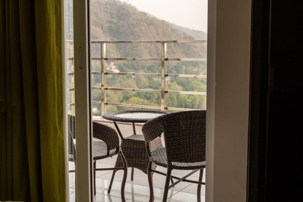 Deluxe Room, Balcony, River View photo 3