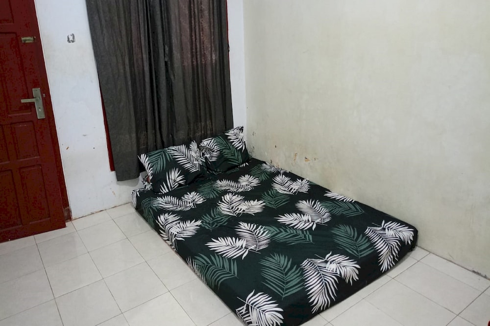 Economy Double Room photo 3
