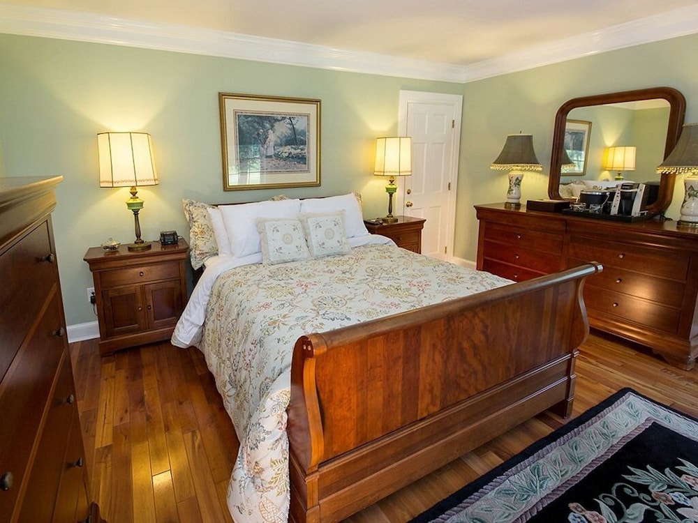 Luxury Double Room, Ensuite, Harbor View (The Premier) photo 1