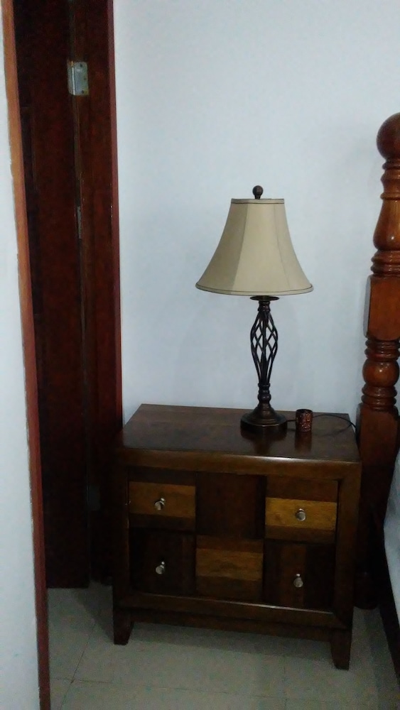 Basic Studio (102) photo 1