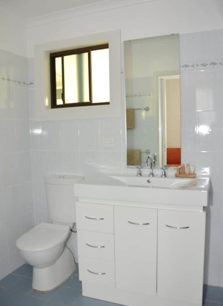 Two Bedroom Unit photo 2