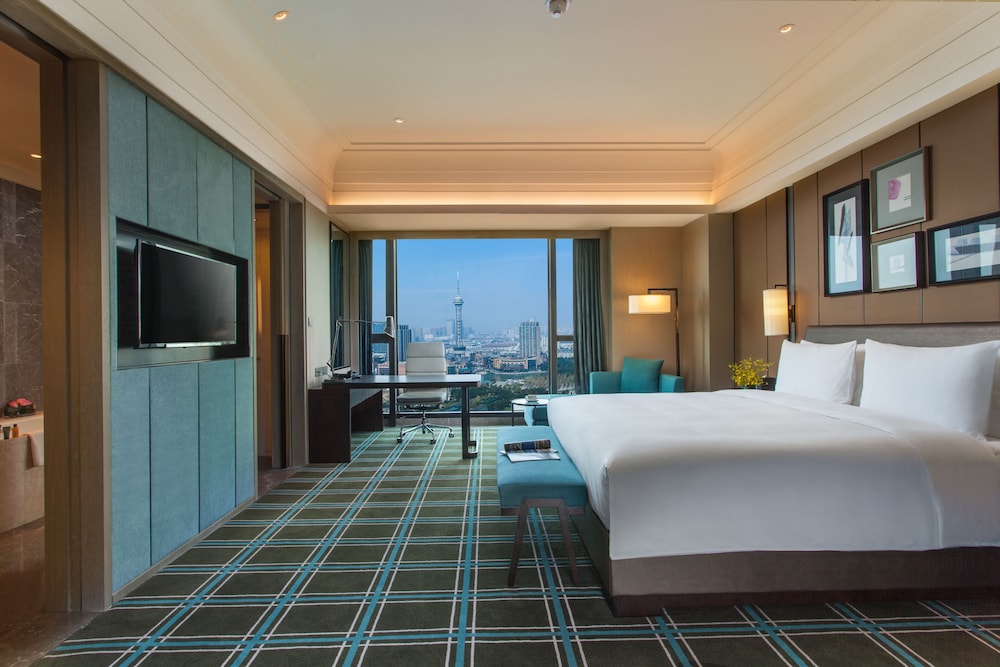 Family Suite, 1 King Bed