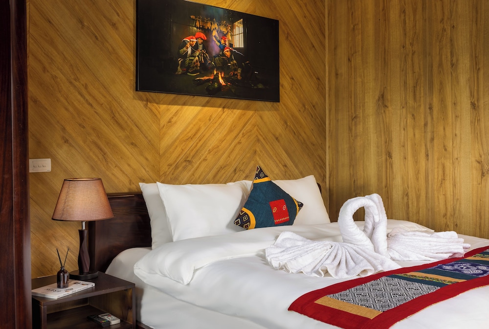 Deluxe Room, Mountain View - Photo 6