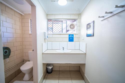 Twin Room (2 Adults) photo 2