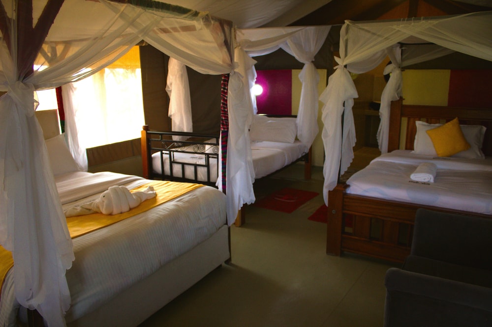 Basic Triple Room photo 1
