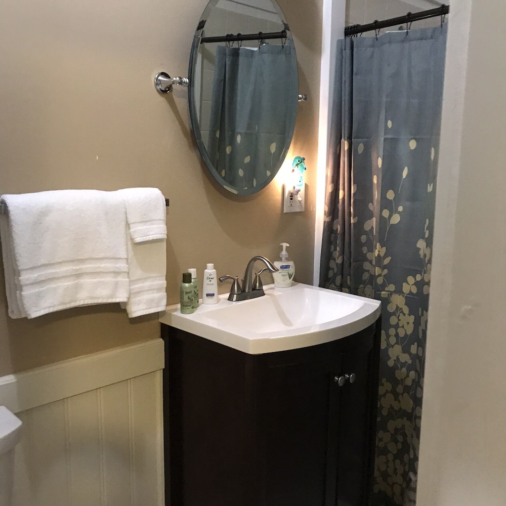 Superior Studio Suite, Multiple Beds, Garden View, Garden Area photo 3