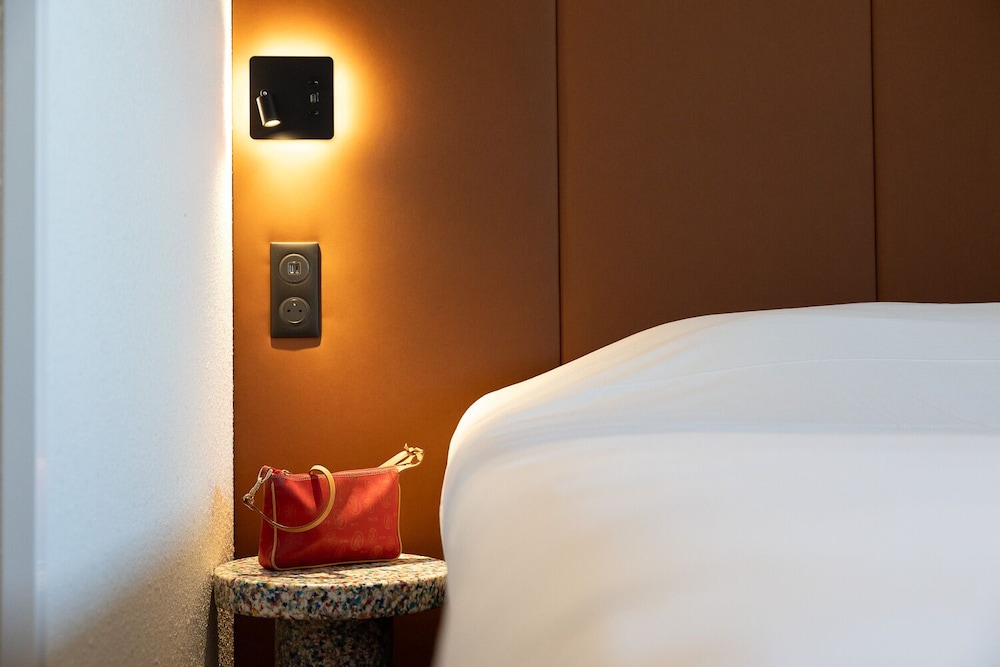 Standard Room, 1 Double Bed - Photo 10