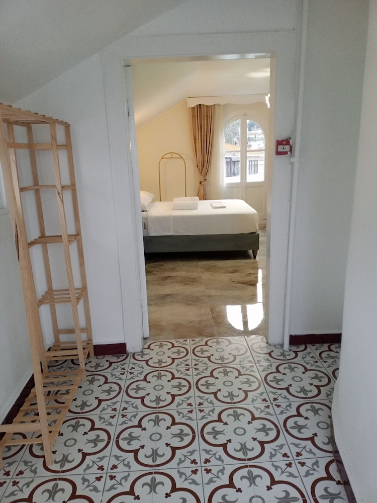Deluxe Studio Suite, Sea View photo 3