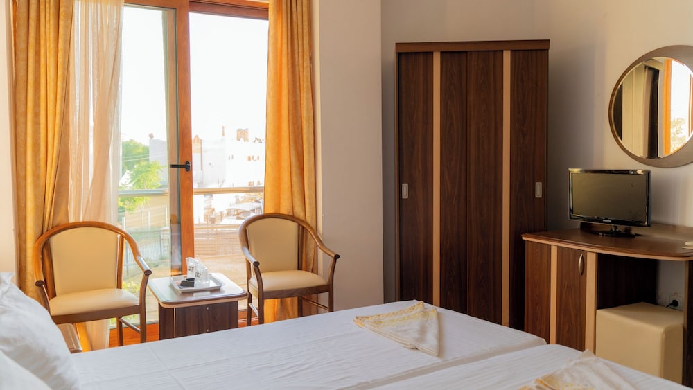Double Room, Garden View photo 3