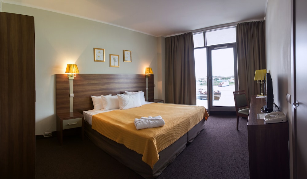 Deluxe Room, 1 Double Bed photo 1
