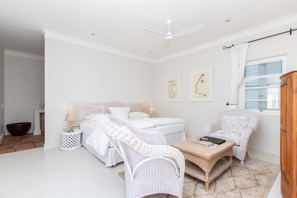 Standard Room, 1 Bedroom, Pool Access, Poolside photo 1