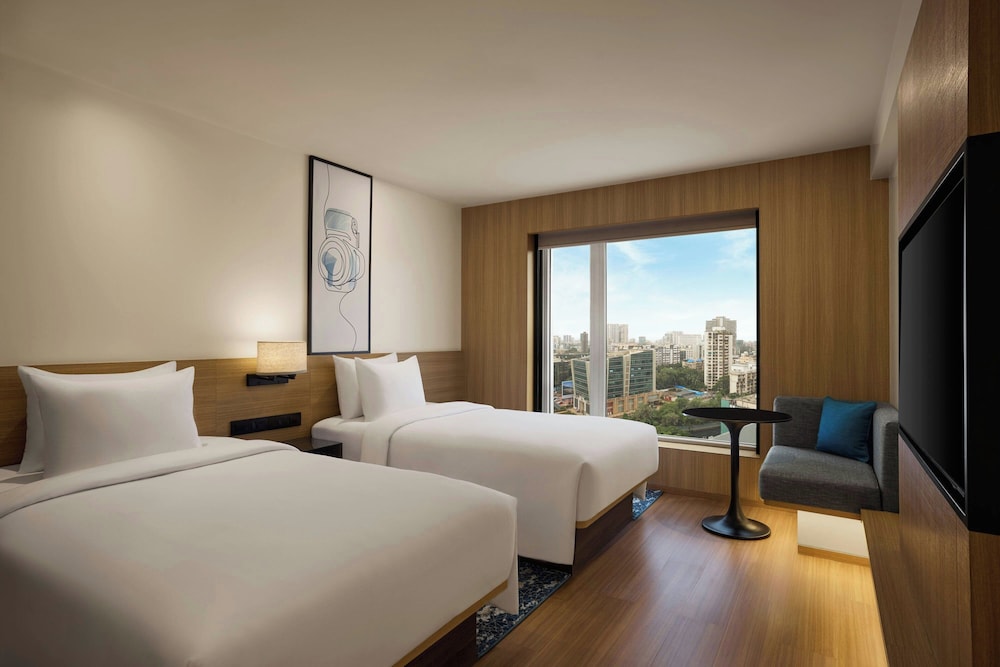Room, 2 Twin Beds (View)