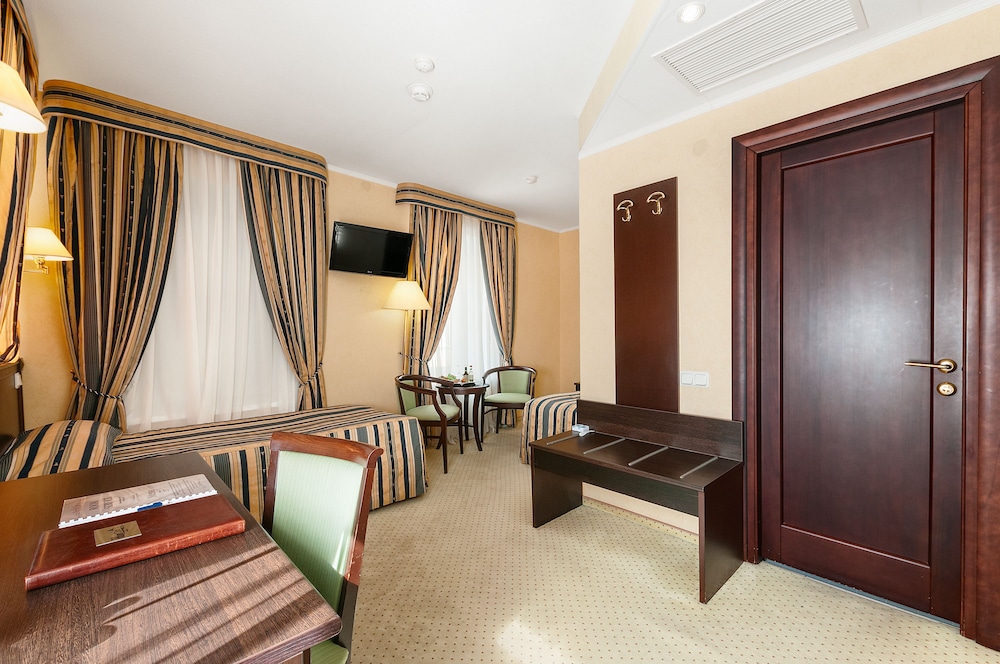 Standard Twin Room, Ground Floor photo 2