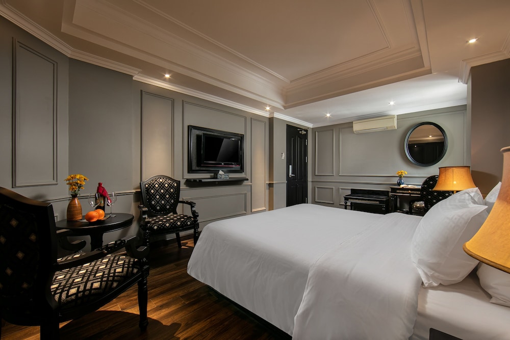 Senior Double or Twin Room photo 3