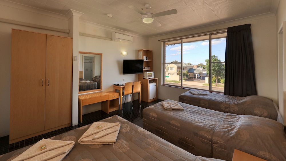 Family Room - Non Smoking photo 2