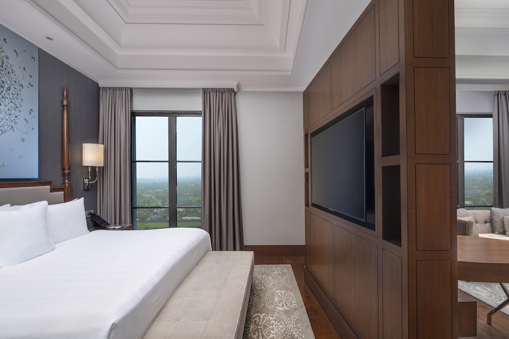 Deluxe Room, 1 Double Bed, Non Smoking, City View - Photo 3