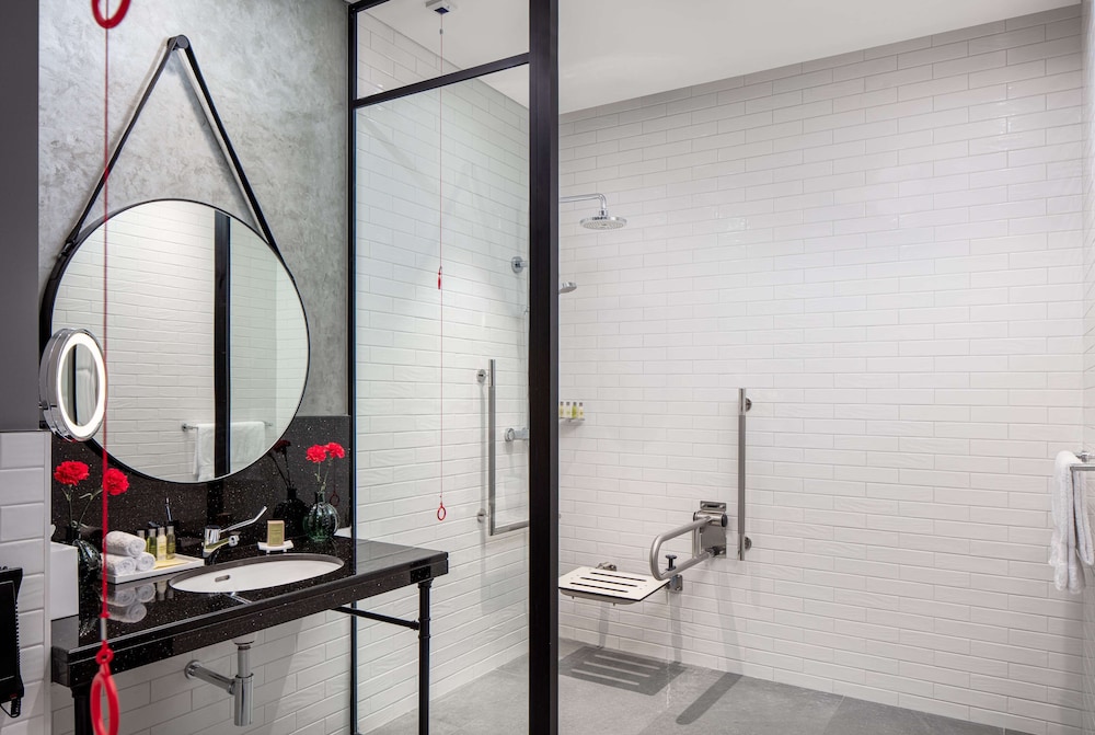One Bedroom Accessible Apartment