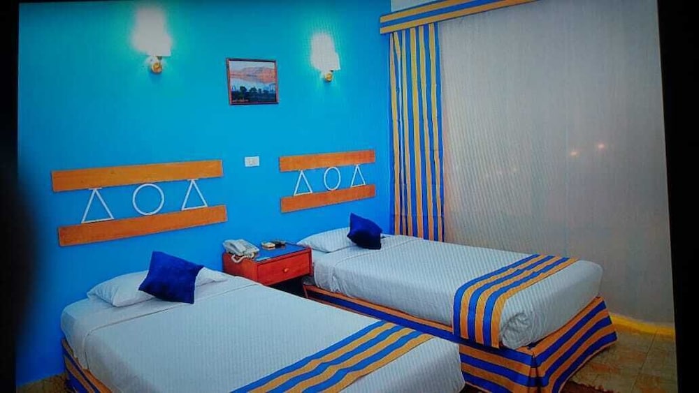 Twin Room with Pool View photo 1