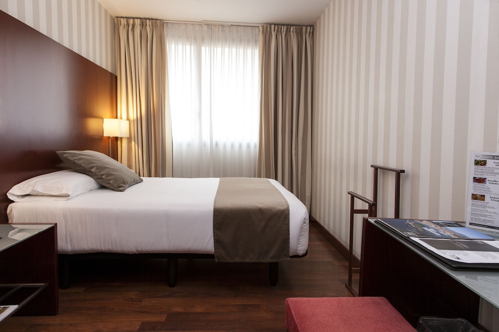 Double Room (con Parking)