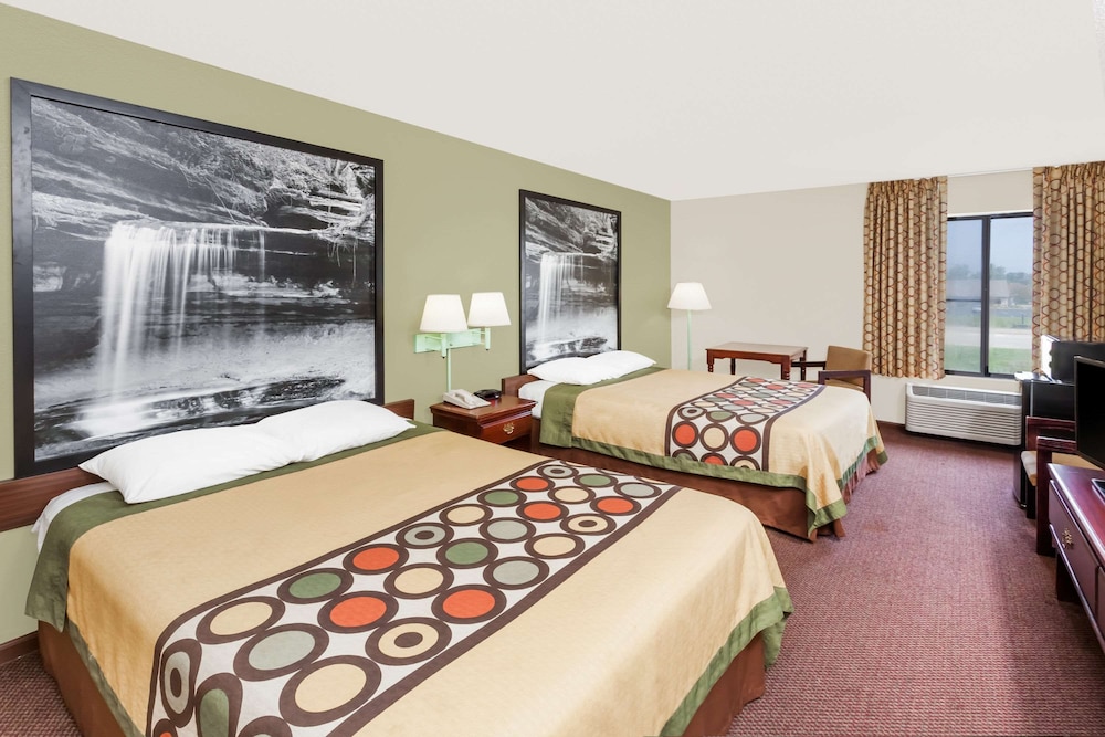 Standard Room, 2 Queen Beds, Smoking photo 1