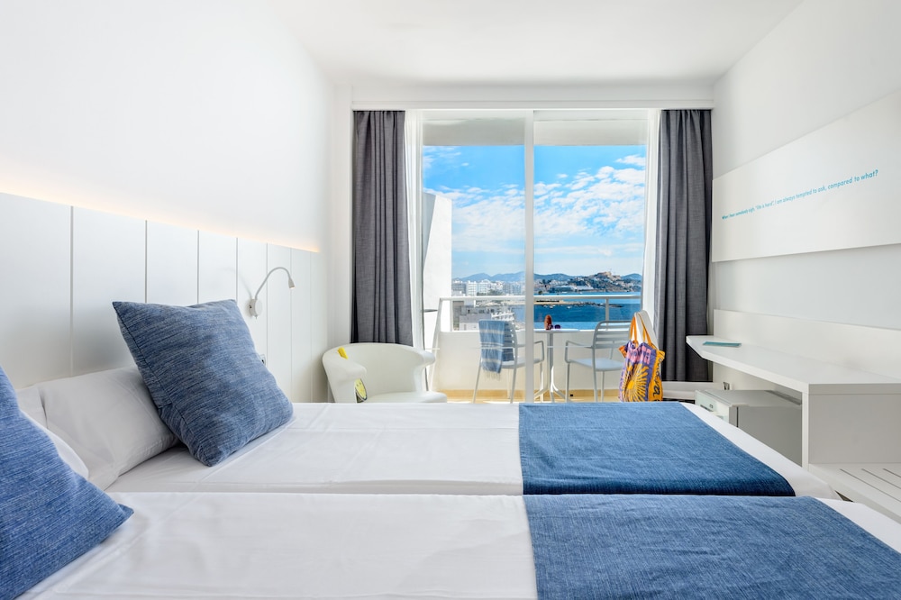 Double Room, Partial Sea View (extra bed junior) photo 2