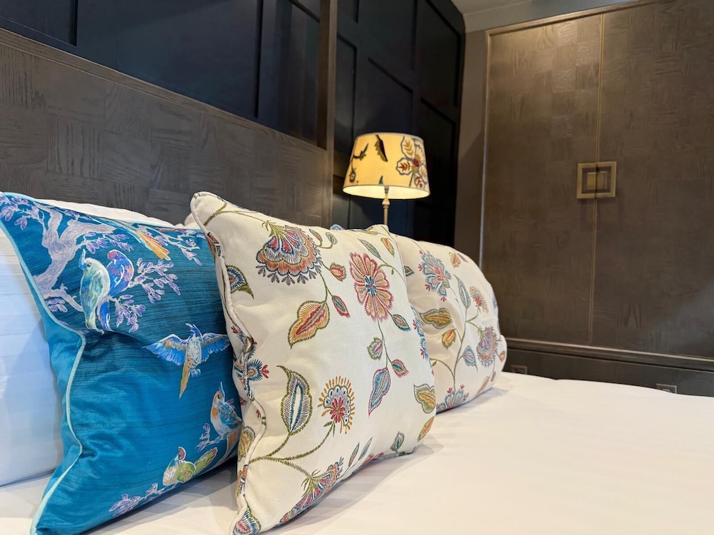 Deluxe Double Room, Private Bathroom