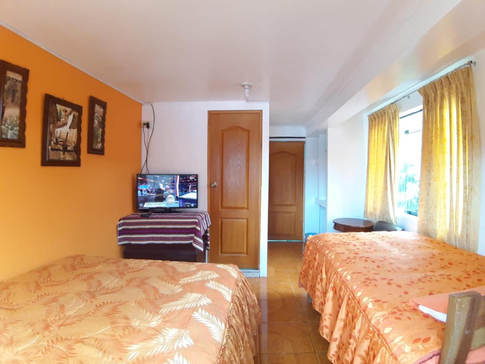Triple Room with Private Bathroom photo 2