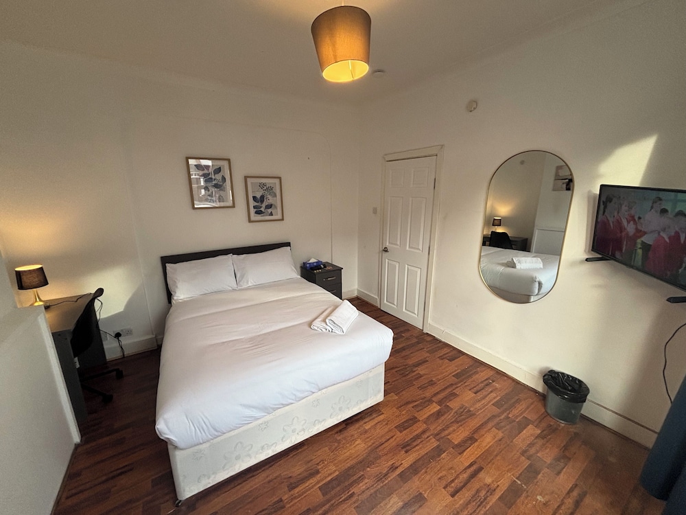 Business Double Room, Shared Bathroom