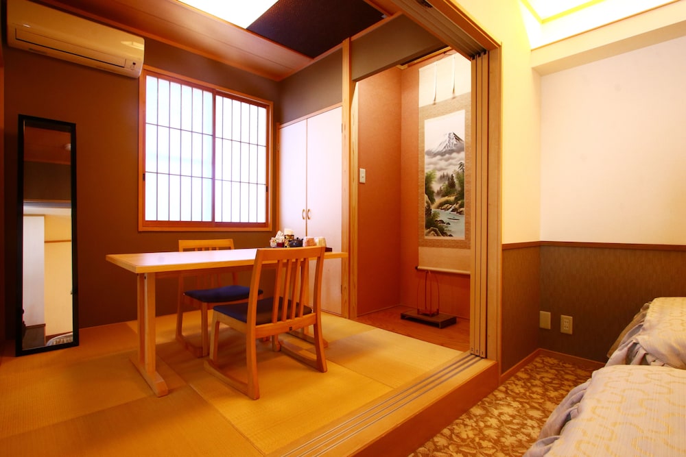 Executive Twin Room photo 2