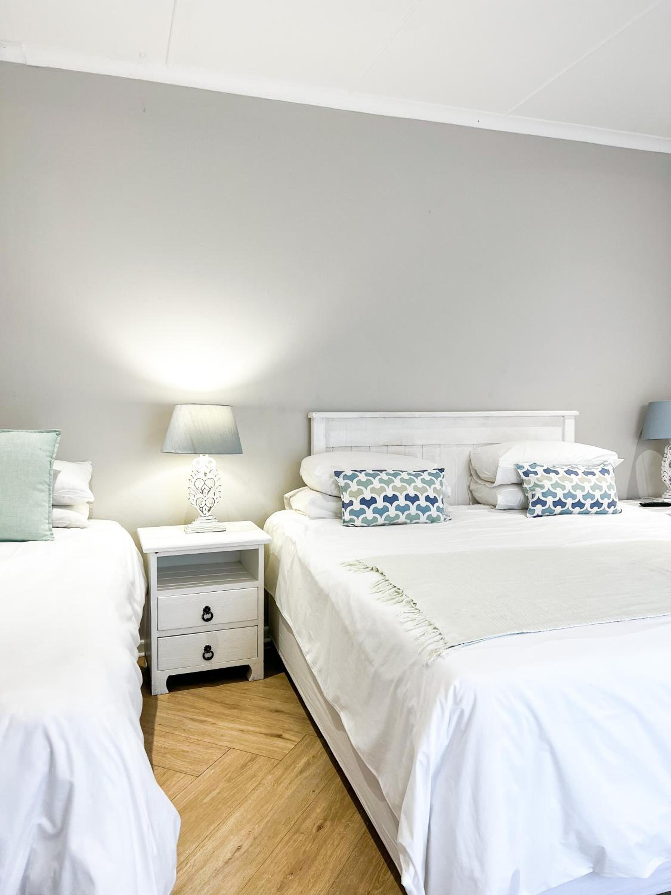 Twin/Double Room photo 2
