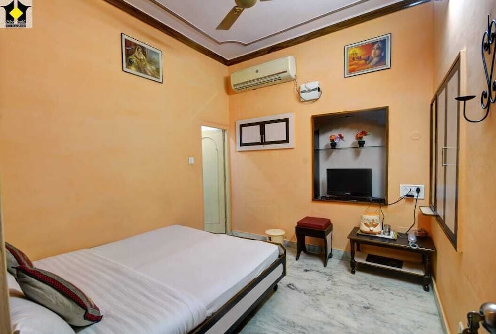 Deluxe Room - Photo 1